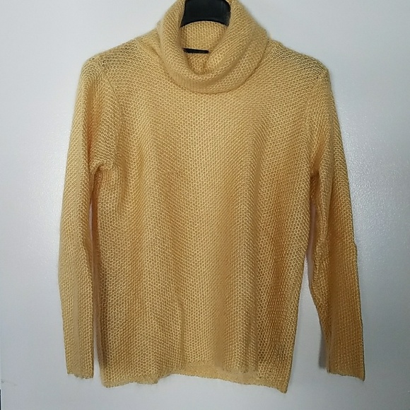 Light Yellow Ellen Tracy sweater - Picture 4 of 8